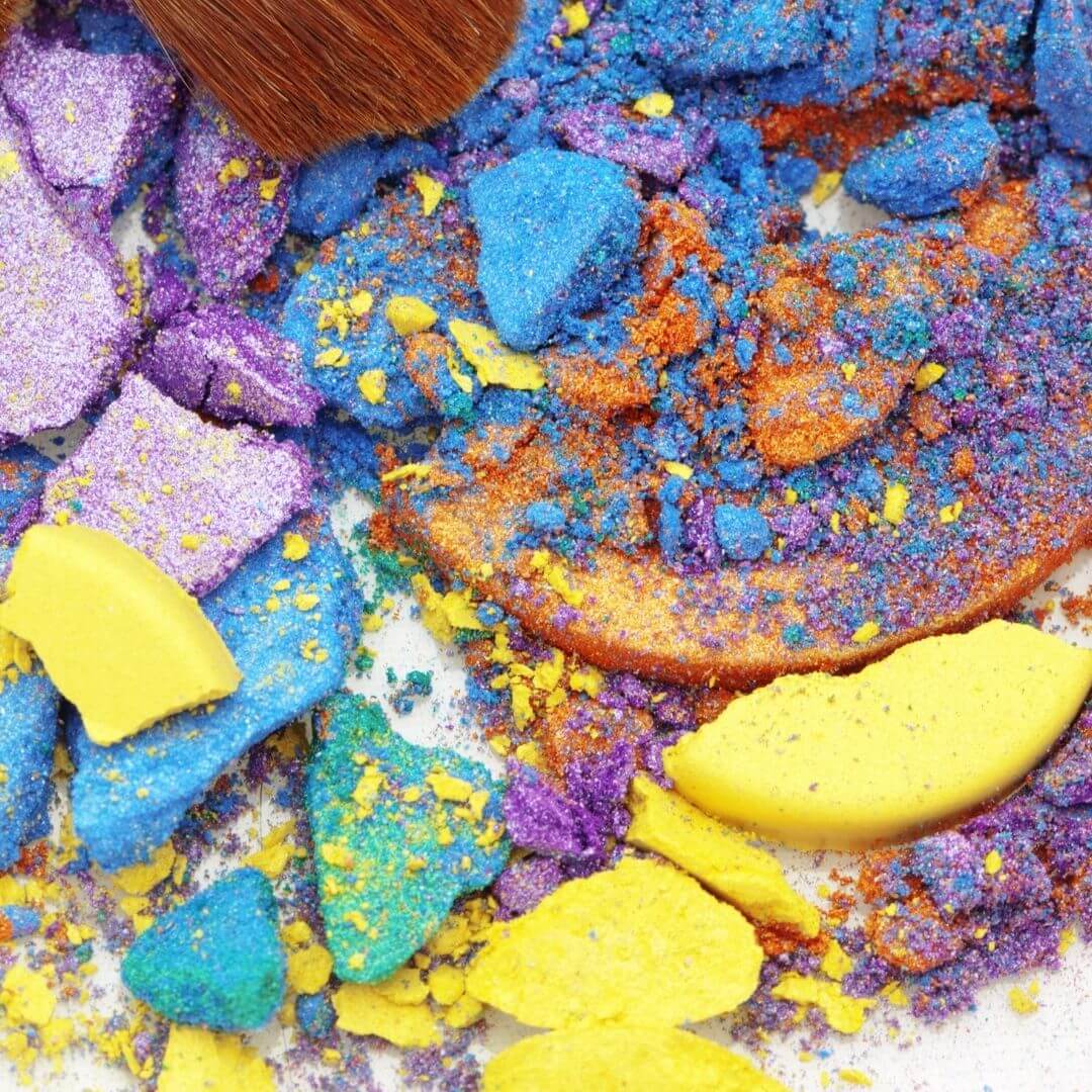 Micas & Pearly Powders