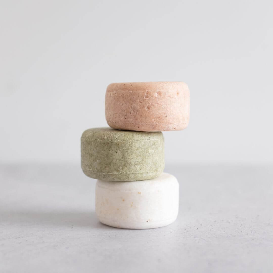 DIY HIBISCUS SHAMPOO BAR RECIPE FOR STRONGER, HEALTHIER HAIR
