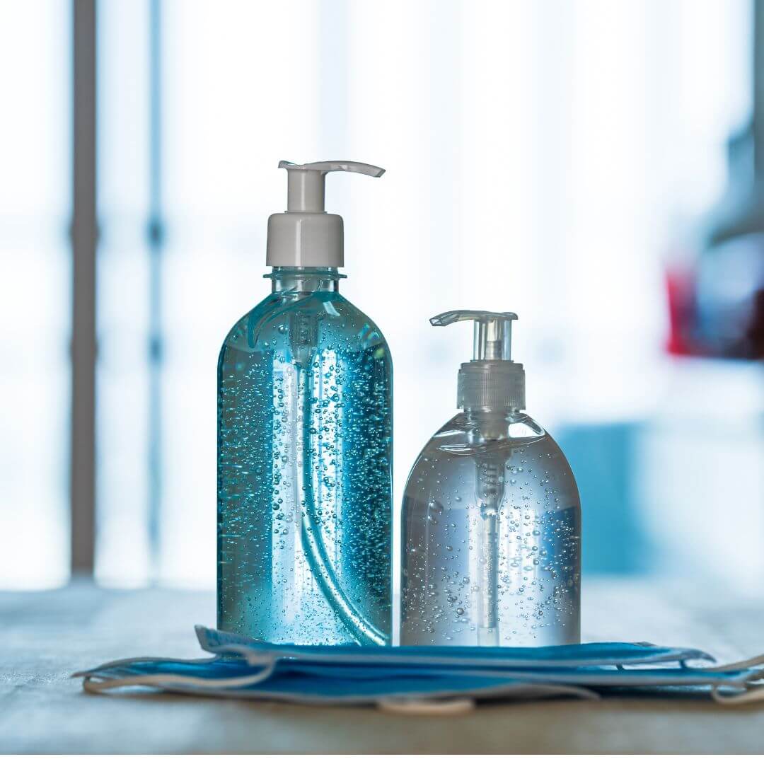 LIQUID BASES 101: HOW TO USE THEM IN YOUR SUMMER ROUTINE